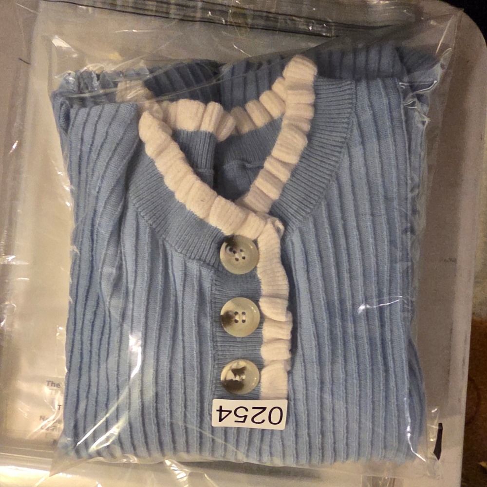Arach & Cloz Womens Blue Ribbed Ruffle Trim Henley Sweater Top Size L - Picture 8 of 9